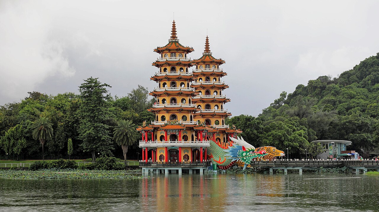 Drachen- und Tiger-Pagoden, Lotus Pond, Kaohsiung